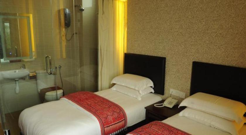 Sea Lion Firefly Concept Hotel Kuala Selangor Esterno foto